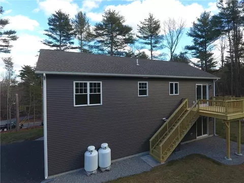 72 E Killingly Rd, Foster, RI 02825 photo 5