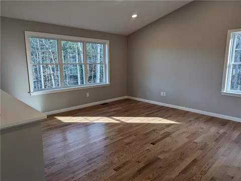 72 E Killingly Rd, Foster, RI 02825 photo 10