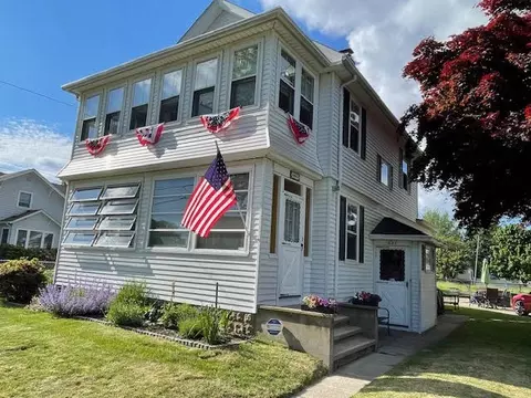 221 Wayland Ave, Cranston, RI 02920