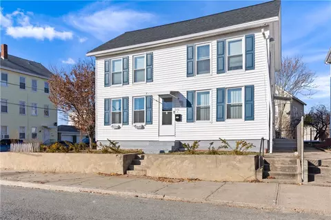 153 Warren Ave, Pawtucket, RI 02860