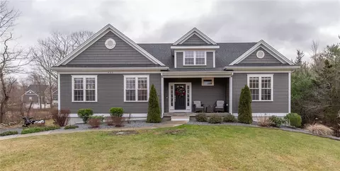 933 Pleasant St, Attleboro, MA 02703