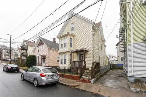31 Wilson Ave, Woonsocket, RI 02895 photo 27