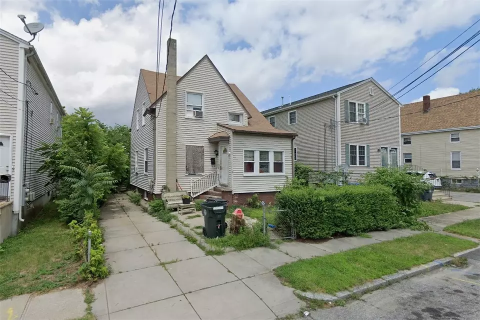 17 Rodman St, Providence, RI 02907 1 photo Movoto