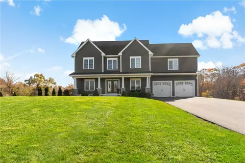 171 Greenwood Ave, Seekonk, MA 02771