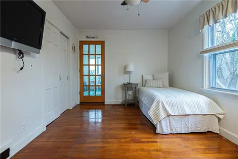 40 Dyer St, Warren, RI 02885 photo 8