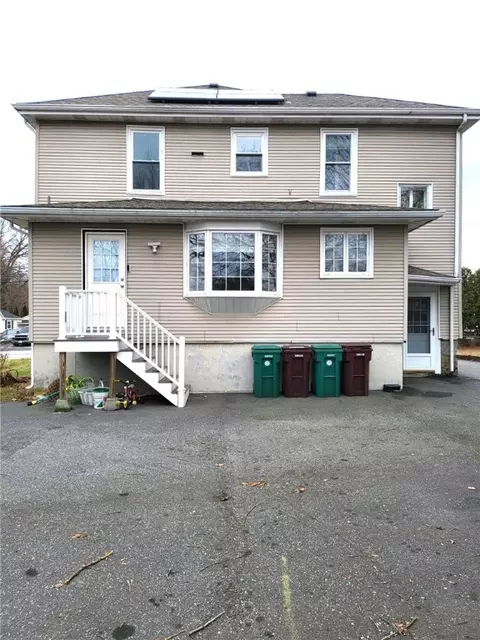 128 Winthrop St, Woonsocket, RI 02895 photo 33