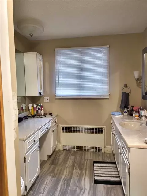 128 Winthrop St, Woonsocket, RI 02895 photo 11