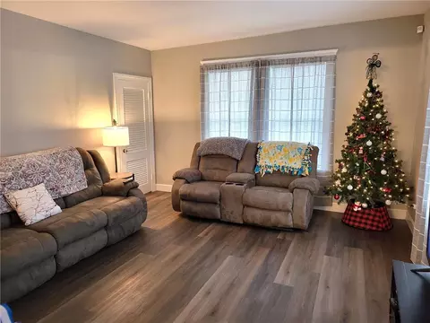 128 Winthrop St, Woonsocket, RI 02895 photo 9