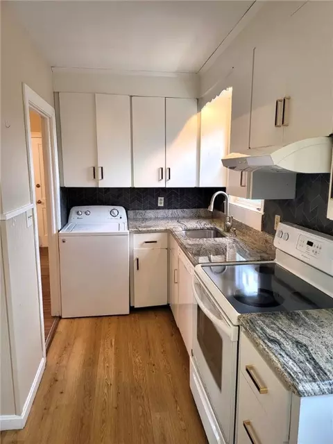 128 Winthrop St, Woonsocket, RI 02895 photo 17