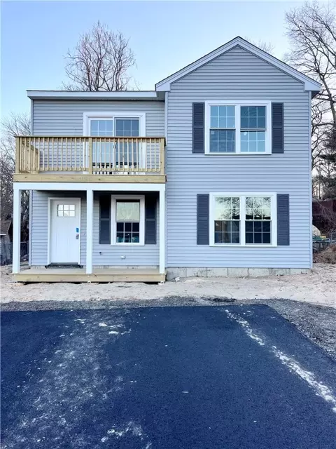 38 Club House Rd, West Greenwich, RI 02817