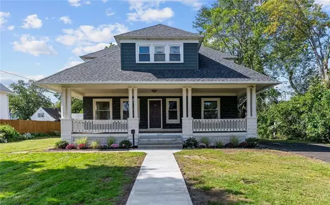 2055 Broad St, Cranston, RI 02905