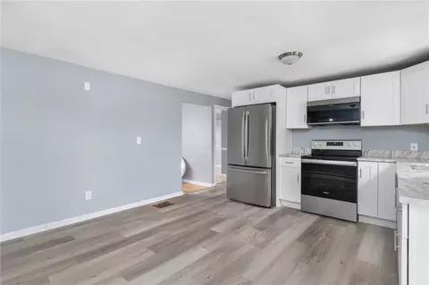 7 Nancy St, Coventry, RI 02816 photo 8