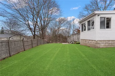 7 Nancy St, Coventry, RI 02816 photo 33