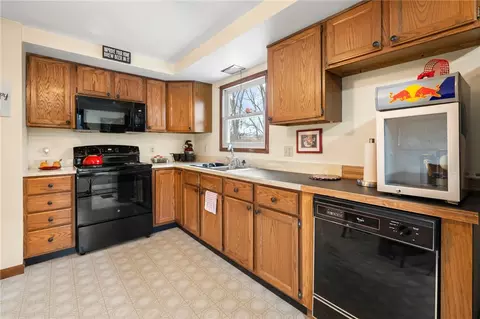 16 Walton St, Westerly, RI 02891 photo 10