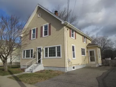 166 Knight St, Woonsocket, RI 02895 photo 2