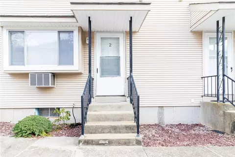 670 Union Ave #2, Providence, RI 02909