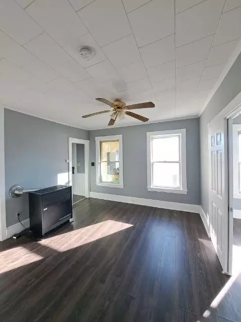 27 First Ave, Woonsocket, RI 02895 photo 2