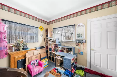 395 S Main St, Woonsocket, RI 02895 photo 12