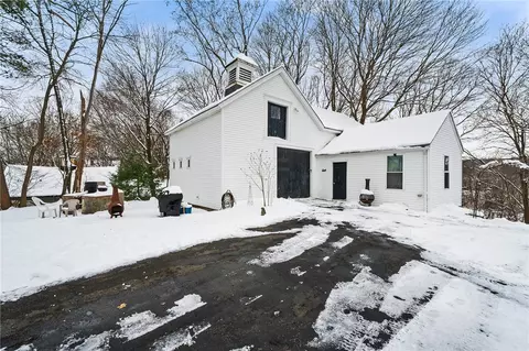 395 S Main St, Woonsocket, RI 02895 photo 42