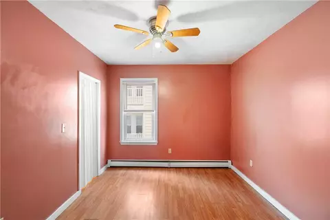 35 Rivulet St, Woonsocket, RI 02895 photo 9