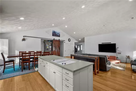 460 Ten Rod Rd, Exeter, RI 02822 photo 6