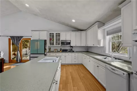 460 Ten Rod Rd, Exeter, RI 02822 photo 4