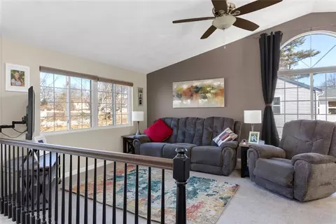 36 Step Cir, Warwick, RI 02889 photo 8