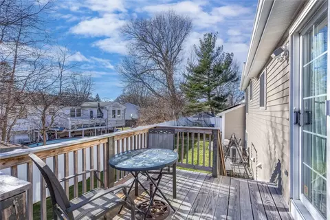 36 Step Cir, Warwick, RI 02889 photo 31