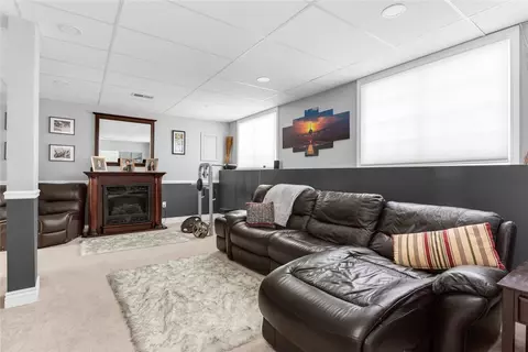 36 Step Cir, Warwick, RI 02889 photo 27