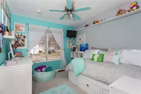 36 Step Cir, Warwick, RI 02889 photo 22