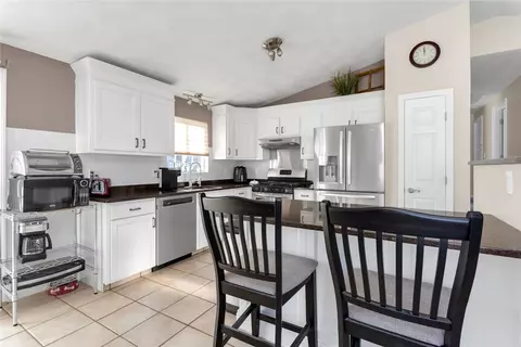 36 Step Cir, Warwick, RI 02889 photo 13