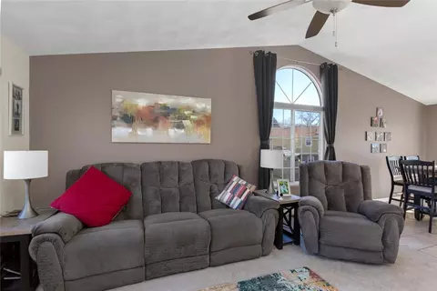 36 Step Cir, Warwick, RI 02889 photo 10