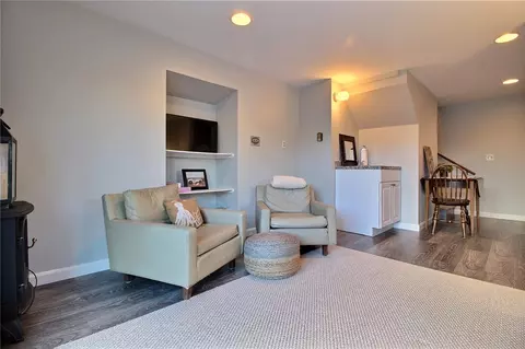 38 Spruce St, Westerly, RI 02891 photo 20