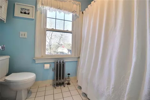 38 Spruce St, Westerly, RI 02891 photo 35