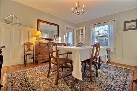 38 Spruce St, Westerly, RI 02891 photo 4