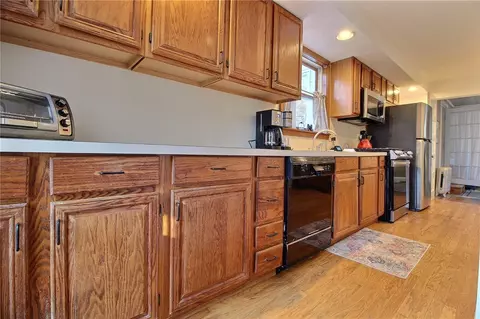 38 Spruce St, Westerly, RI 02891 photo 10