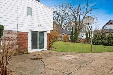 38 Spruce St, Westerly, RI 02891 photo 37