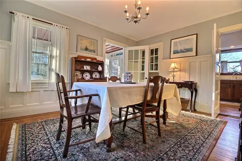 38 Spruce St, Westerly, RI 02891 photo 3