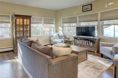 153 Morris Ave, Providence, RI 02906 photo 14
