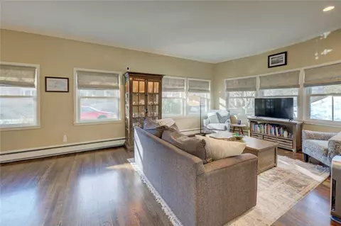 153 Morris Ave, Providence, RI 02906 photo 15