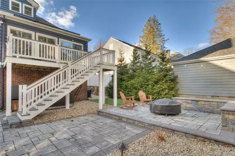 153 Morris Ave, Providence, RI 02906 photo 49