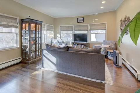 153 Morris Ave, Providence, RI 02906 photo 12