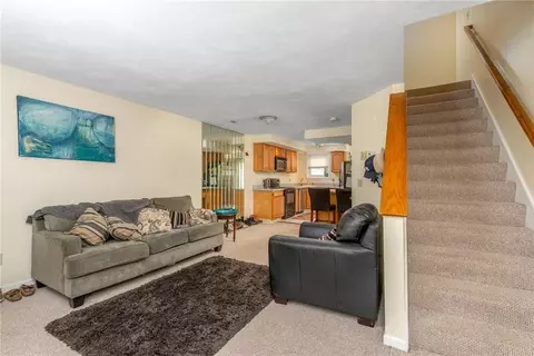 3399 Post Rd #19, Warwick, RI 02886 photo 4