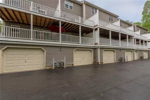 3399 Post Rd #19, Warwick, RI 02886 photo 2