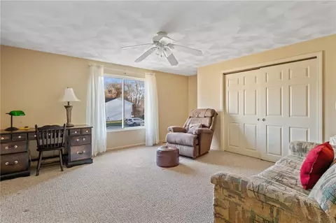 20 Devon Ct, Warwick, RI 02889 photo 13