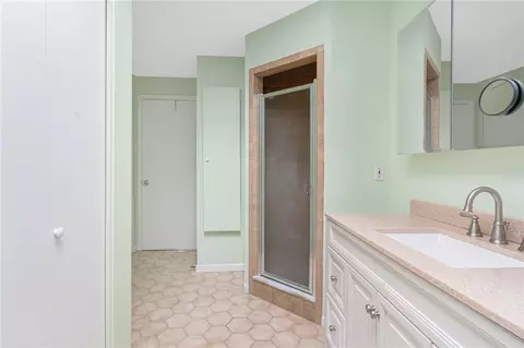955 Brighton Way, Warwick, RI 02886 photo 17