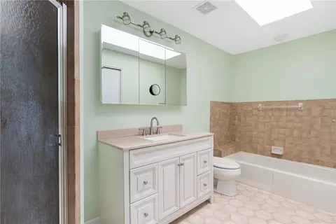 955 Brighton Way, Warwick, RI 02886 photo 16