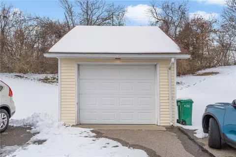 955 Brighton Way, Warwick, RI 02886 photo 23