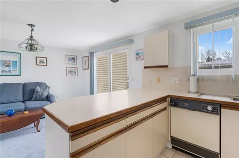 955 Brighton Way, Warwick, RI 02886 photo 10