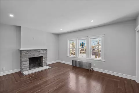283 Milton Rd, Warwick, RI 02888 photo 13